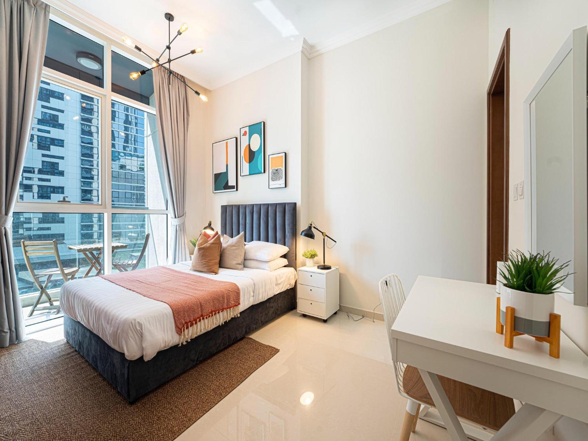 Apartment Luxe Near Mall Burj Khalifa Pool Gym Parking Dubai
